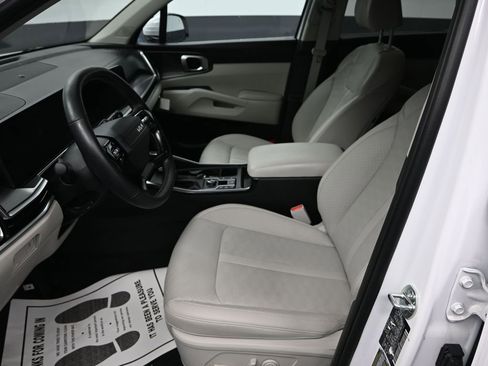 Certified 2026 Kia Sorento S AWD/4WD image 14