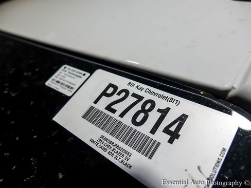 Used 2024 Chevrolet Blazer EV LT AWD/4WD image 35