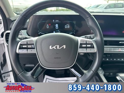 Used 2025 Kia Telluride S FWD image 18