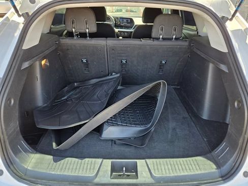 Used 2024 Chevrolet Trax LS w/ LS Convenience Package FWD image 14