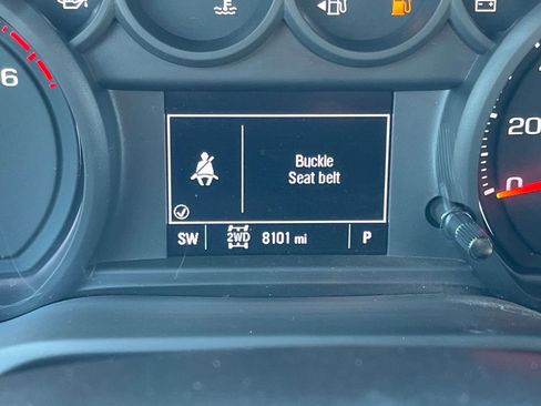 Used 2025 Chevrolet Silverado 2500 Custom w/ Custom Convenience Package image 17