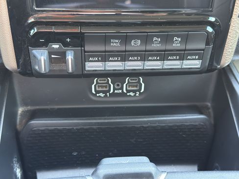 Used 2023 RAM 2500 Laramie AWD/4WD image 21