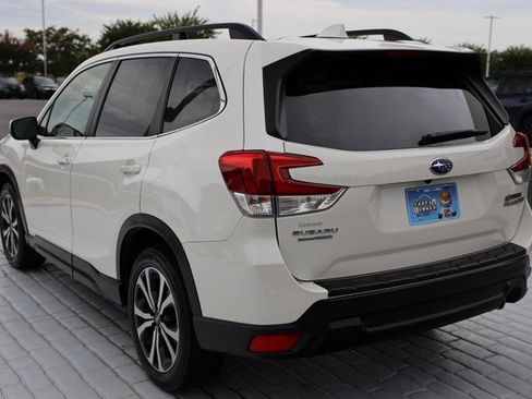 Used 2020 Subaru Forester Limited image 3