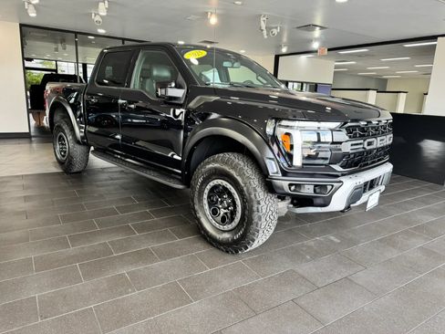 Used 2025 Ford F150 Raptor AWD/4WD image 7