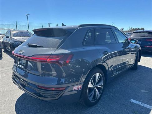 Used 2024 Audi Q8 e-tron Premium AWD/4WD image 3