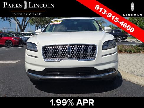 Certified 2022 Lincoln Nautilus FWD image 2