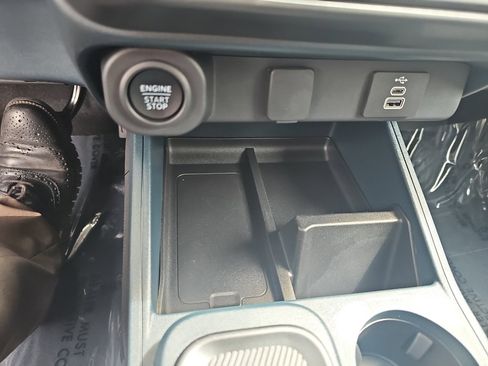 New 2025 Ford Maverick Lobo image 41