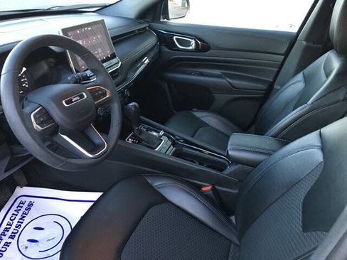 Used 2022 Jeep Compass Latitude image 16