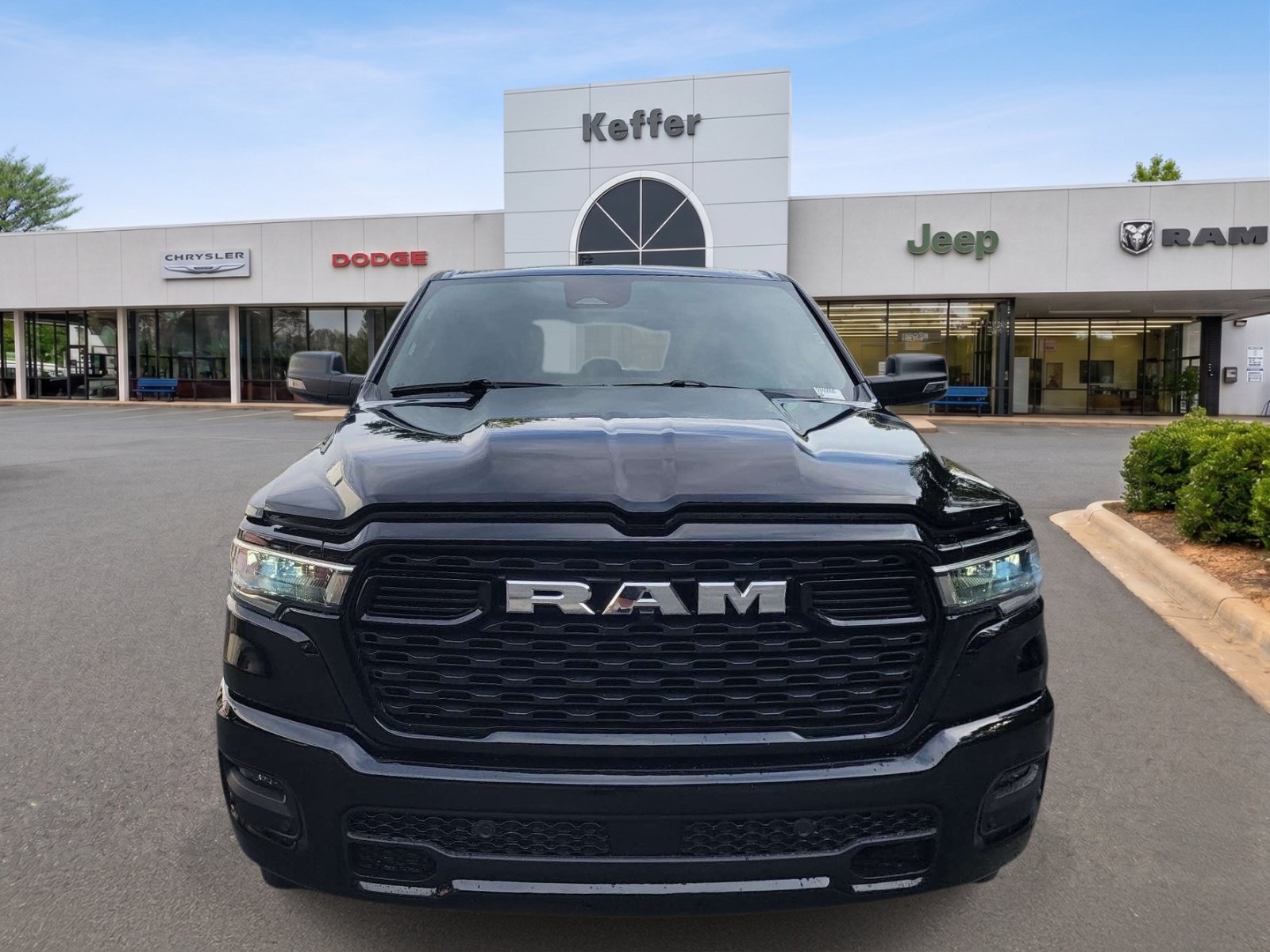 Used 2026 RAM 1500 Big Horn AWD/4WD image 2