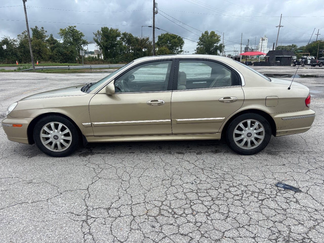 Used 2004 Hyundai Sonata GLS FWD image 10