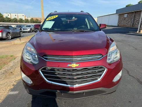 Used 2017 Chevrolet Equinox LT w/ Convenience Package FWD image 2