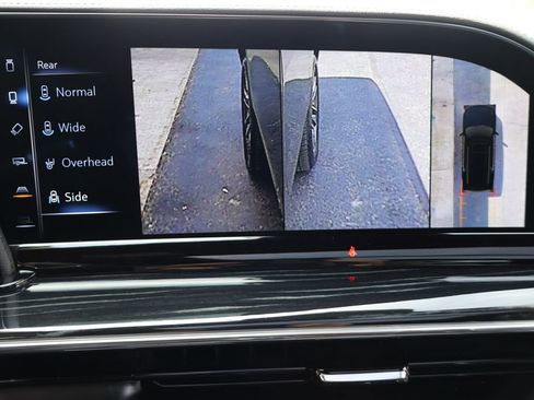 Used 2024 Cadillac Escalade Sport w/ Touring Package AWD/4WD image 29