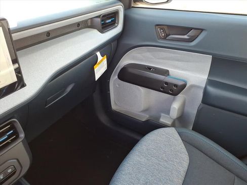 New 2026 Ford Maverick XLT w/ Equipment Group 301A image 18