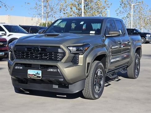 New 2026 Toyota Tacoma TRD Sport image 2