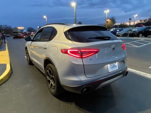 Used 2024 Alfa Romeo Stelvio Ti image 7