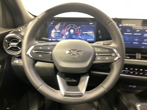 New 2026 Chevrolet Equinox LT w/ Convenience Package II image 18