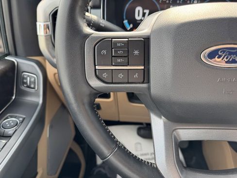 Used 2023 Ford F150 Lariat image 24