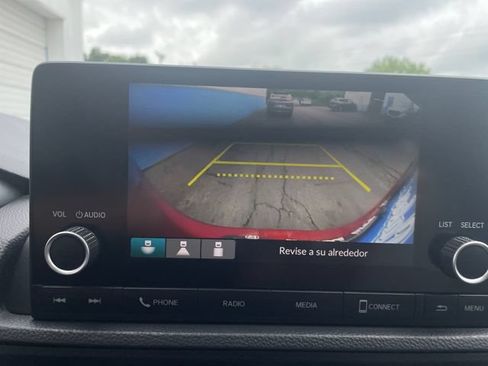 Used 2025 Honda CR-V LX image 20