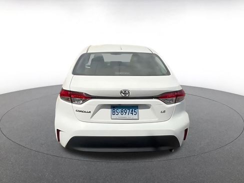 Used 2025 Toyota Corolla LE image 15