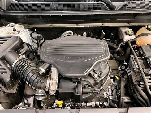 Used 2023 GMC Acadia SLT w/ Elevation Edition FWD image 31