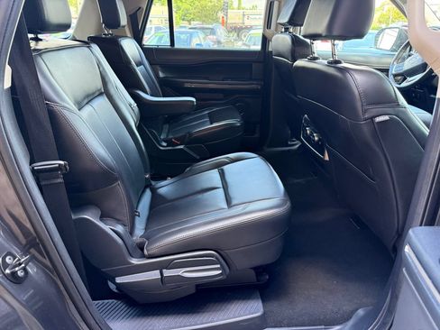 Used 2024 Ford Expedition Max XLT AWD/4WD image 26