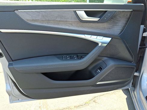 Used 2025 Audi A6 Premium Plus image 12