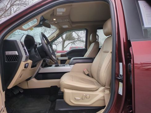 Used 2016 Ford F150 Lariat w/ Equipment Group 502A Luxury AWD/4WD image 12