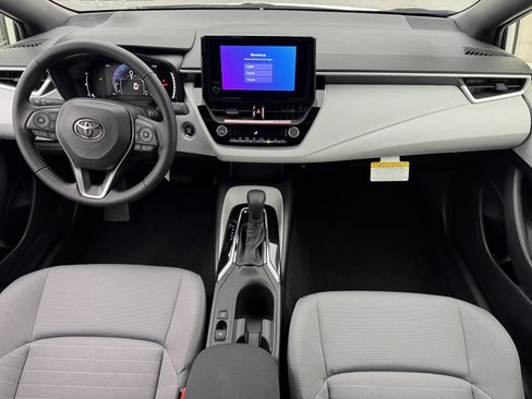 New 2026 Toyota Corolla SE image 4