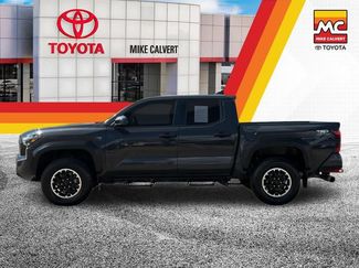 Used 2024 Toyota Tacoma TRD Off-Road AWD/4WD video 2
