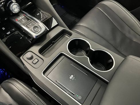 Certified 2025 Acura MDX SH-AWD w/ Technology Package image 7