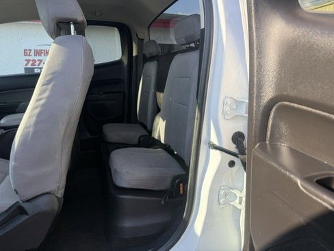 Used 2016 Chevrolet Colorado W/T RWD image 10