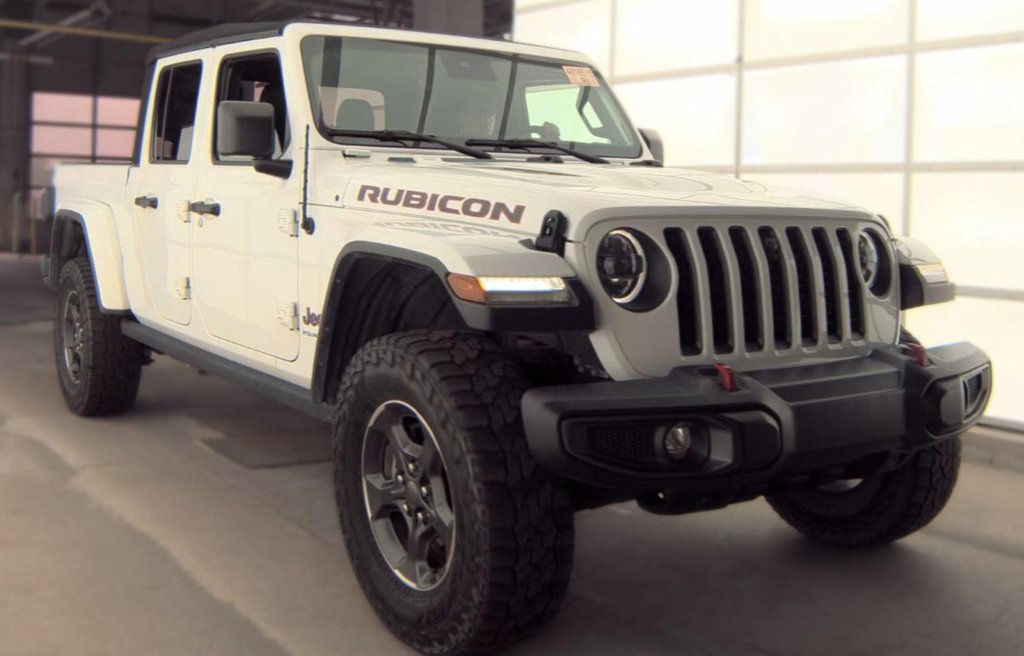 Used 2023 Jeep Gladiator Rubicon w/ LED Lighting Group AWD/4WD image 4
