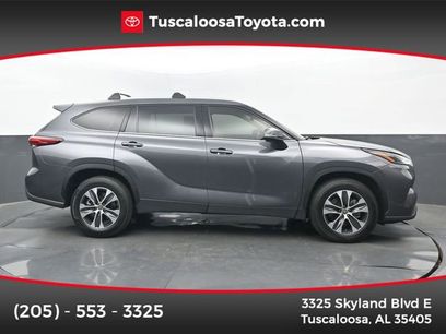 Used 2022 Toyota Highlander XLE