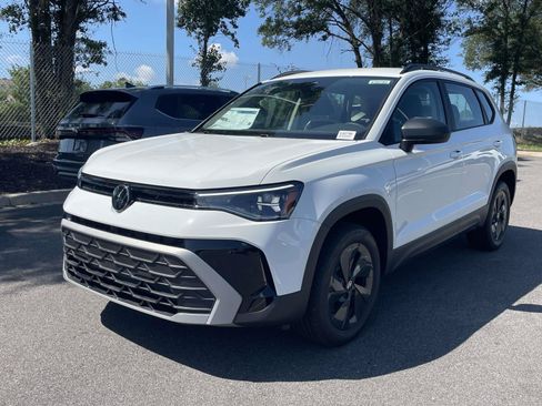 New 2026 Volkswagen Taos S FWD image 3