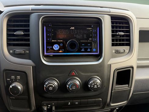 Used 2013 RAM 1500 Express image 17