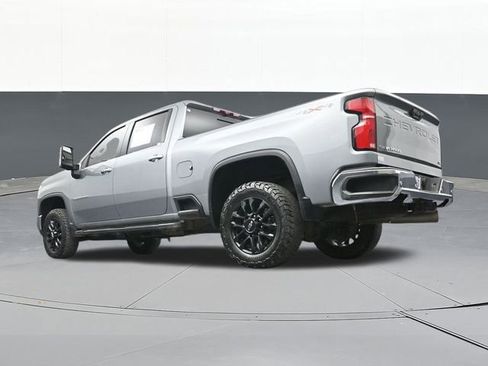 Used 2025 Chevrolet Silverado 2500 LTZ w/ LTZ Plus Package image 44