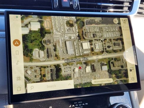 Certified 2024 Jaguar F-PACE R-Dynamic S image 21