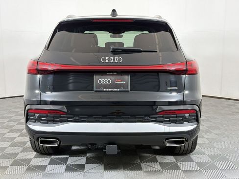 Used 2025 Audi Q5 Premium Plus w/ Premium Plus AWD/4WD image 10