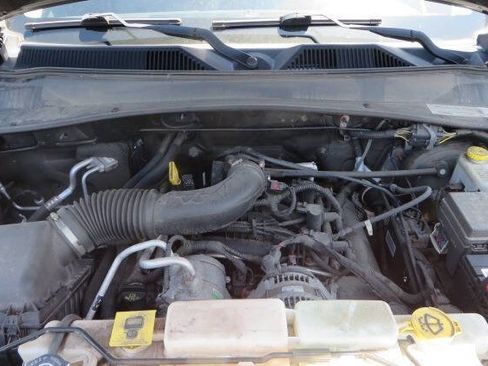 Used 2012 Jeep Liberty Sport image 28