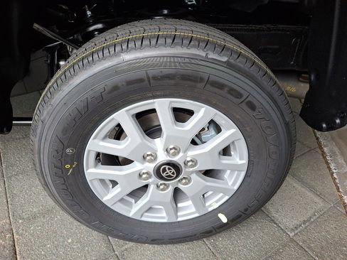 New 2026 Toyota Tacoma SR5 image 5