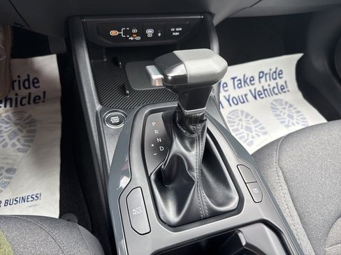 Certified 2025 Kia K4 EX image 35