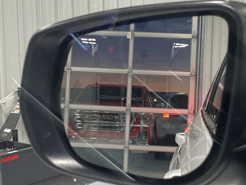 Used 2023 Jeep Grand Cherokee L Laredo image 37