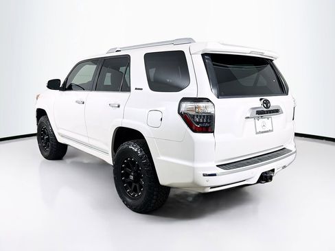 Used 2015 Toyota 4Runner SR5 image 7