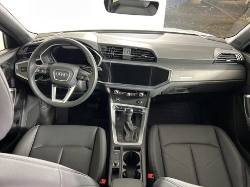Used 2025 Audi Q3 2.0T Premium Plus w/ Premium Plus Package image 15
