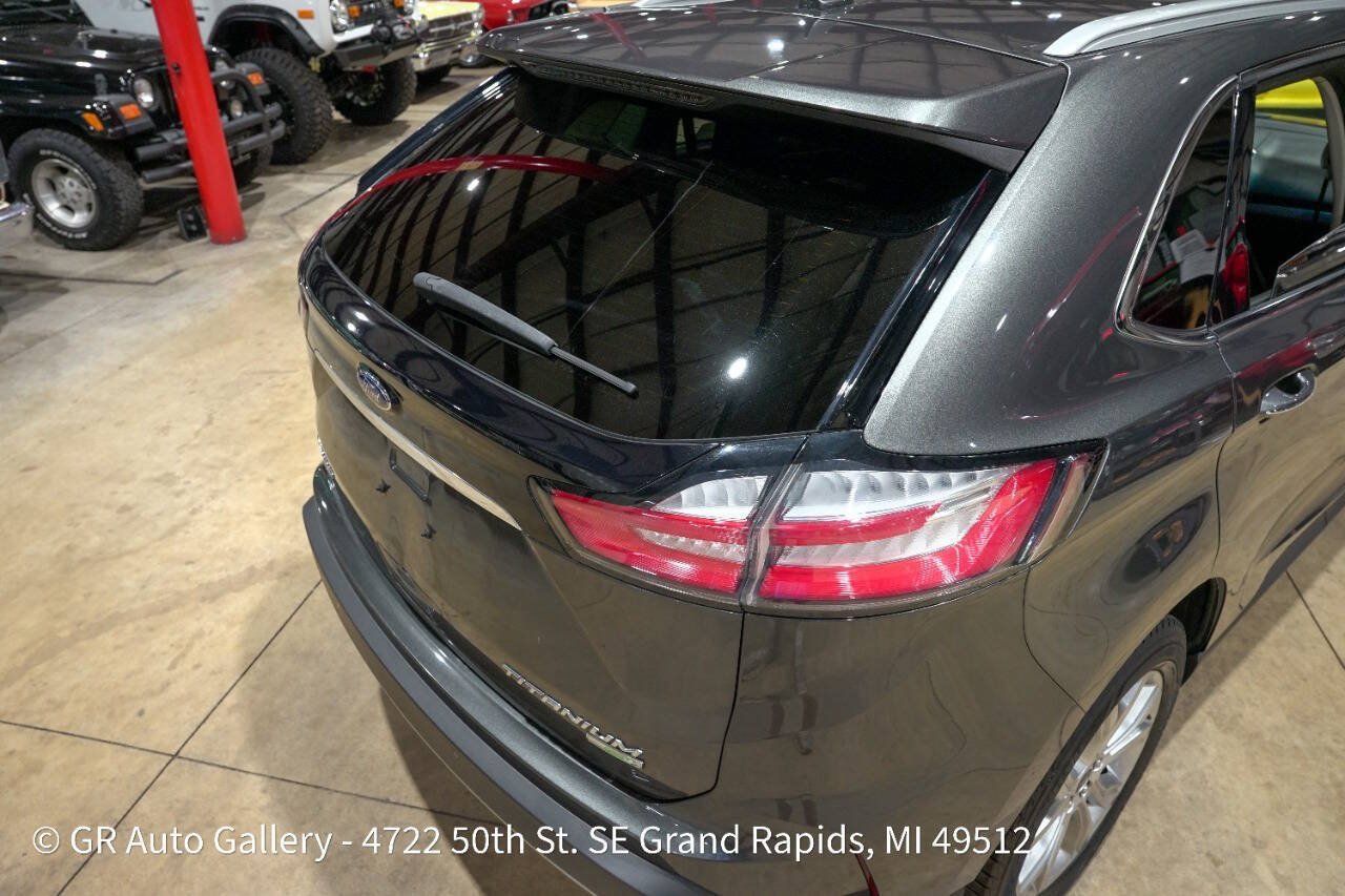 Used 2019 Ford Edge Titanium w/ Cargo Accessory Package FWD image 20