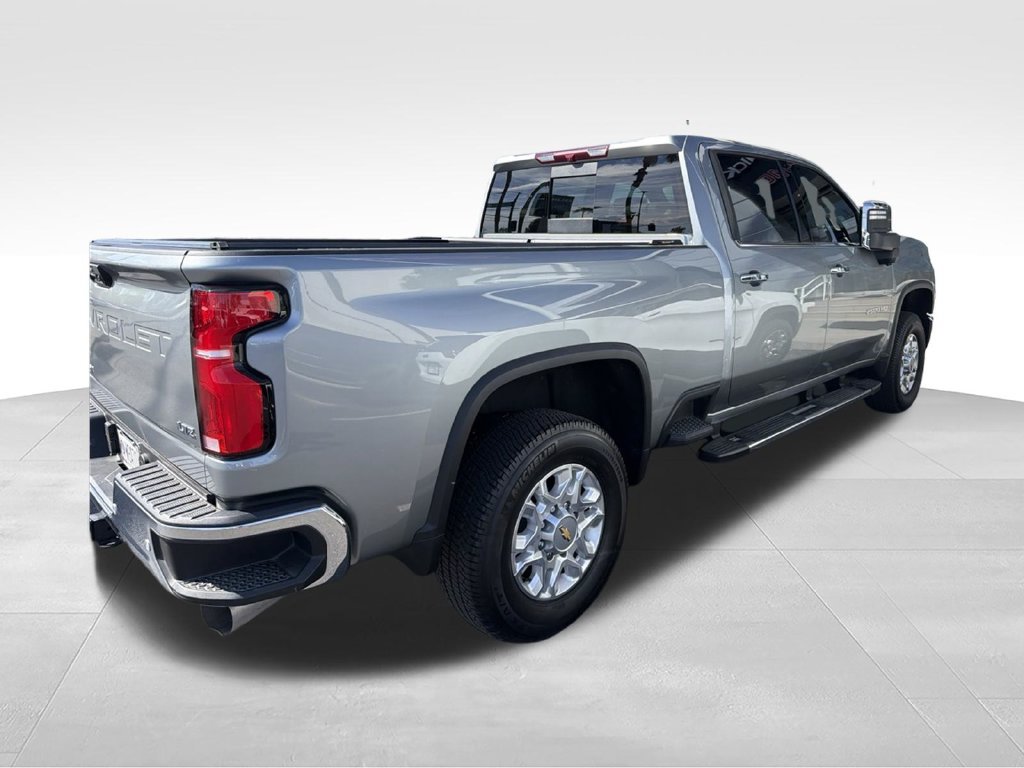 Certified 2025 Chevrolet Silverado 2500 LTZ w/ LTZ Convenience Package RWD image 8