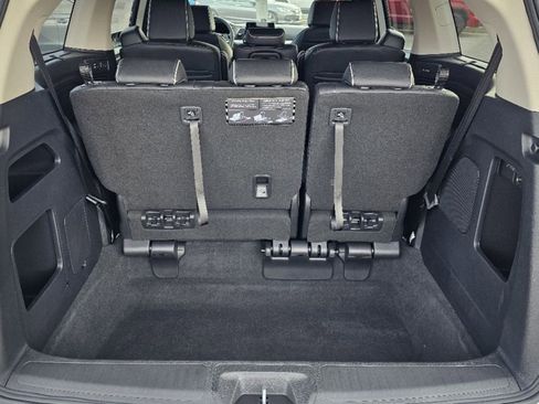 New 2026 Honda Odyssey Touring image 23