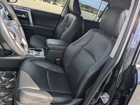 Used 2024 Toyota 4Runner Limited image 19