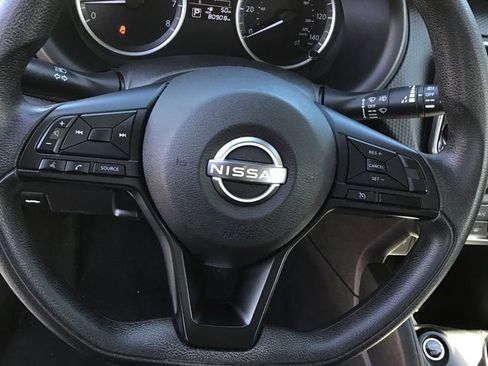 Used 2023 Nissan Kicks S image 8