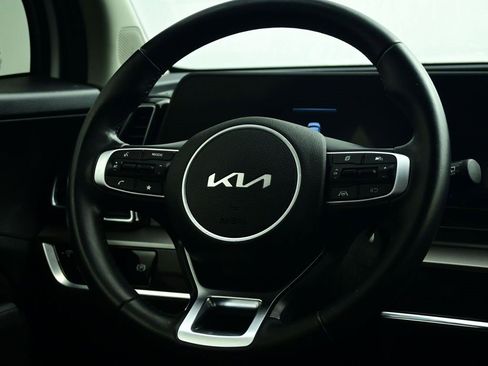 Certified 2024 Kia Sportage EX image 8